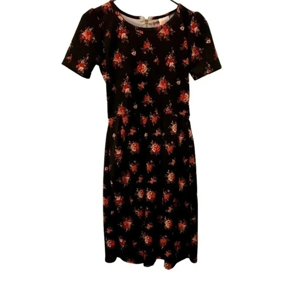 LuLaRoe Dresses & Skirts - Lularoe Floral Amelia Dress NWT